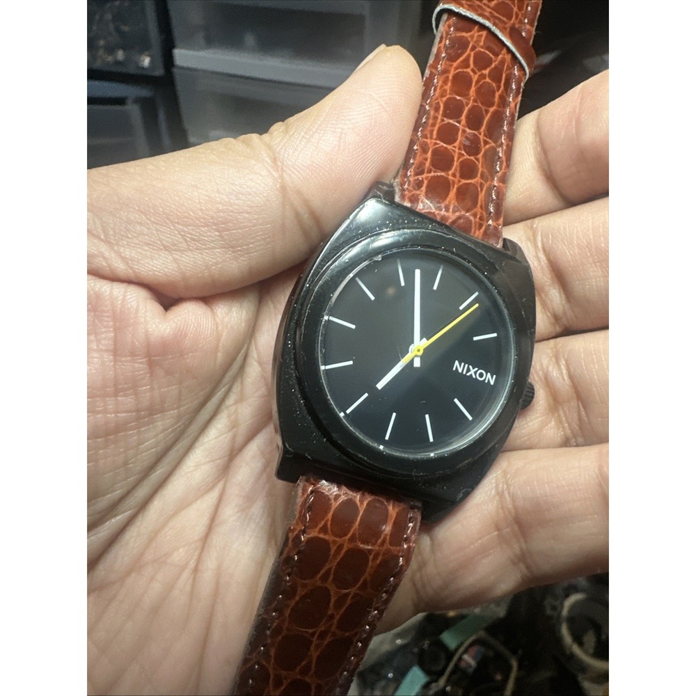 Working Nixon 40mm Men's Minimal The Time Teller P Black Watch Dial Rare - Picture 3 of 11